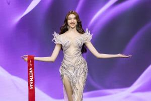 Sexy quá đà, MC Thanh Thanh Huyền trượt top 10 Miss Charm không oan