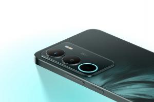realme hé lộ “Tân vương” smartphone phổ thông - realme C71: Sạc nhanh, dùng bền và nhiều tính năng AI hữu ích cho người dùng