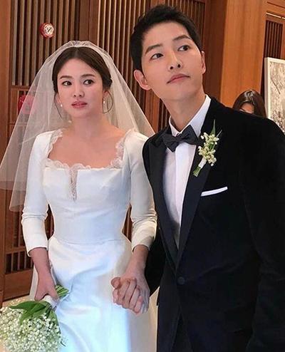 Song Joong Ki bị nghi hẹn hò 3 bạn diễn sau khi ly hôn